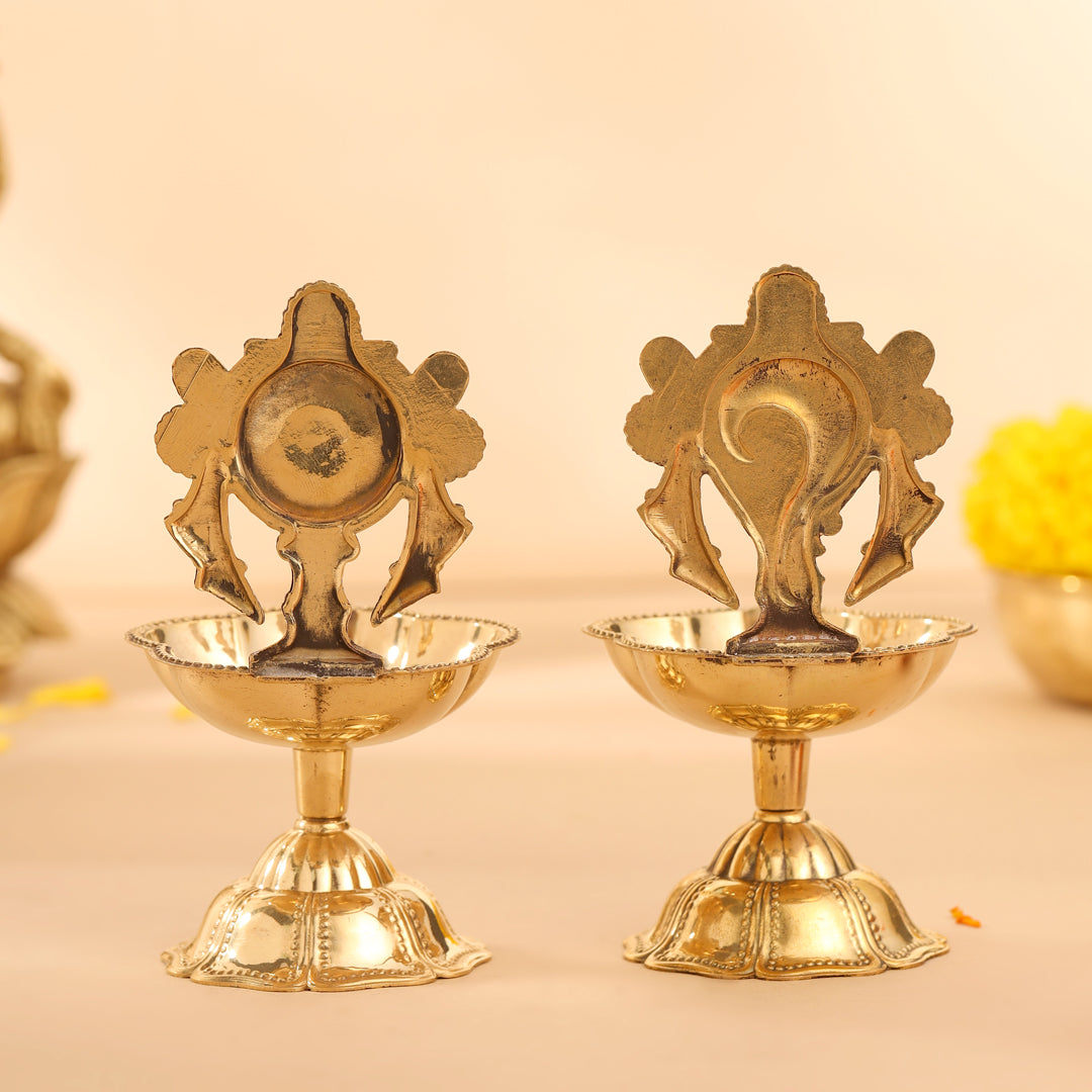 Brass Shankh Chakra Diya Backset