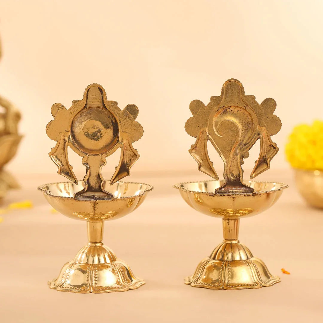 Brass Shankh Chakra Diya Backset
