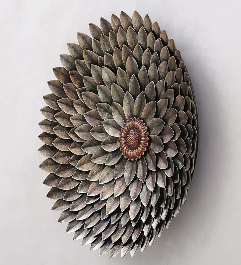 Handcrafted Metal Daisy Wall Art