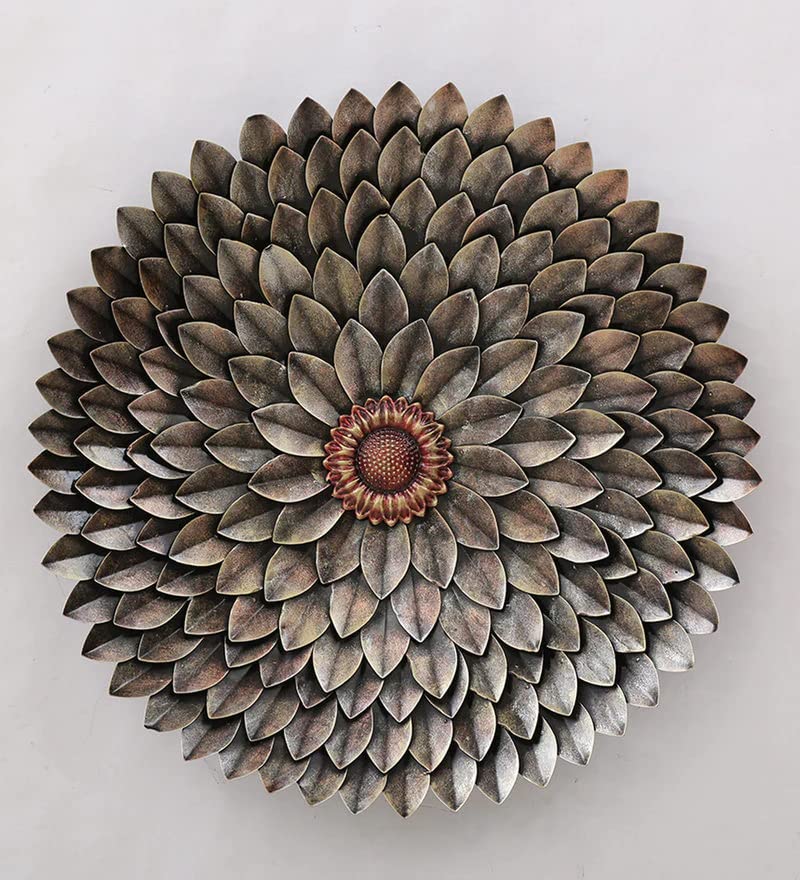 Handcrafted Metal Daisy Wall Art