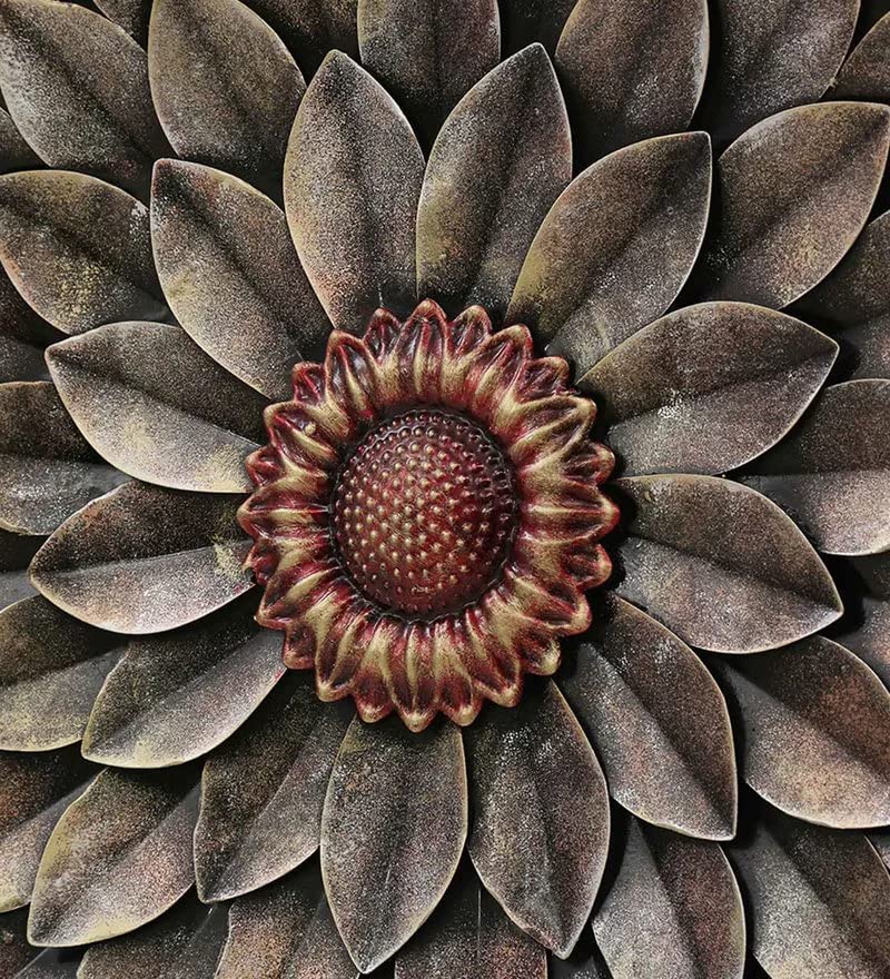 Handcrafted Metal Daisy Wall Art