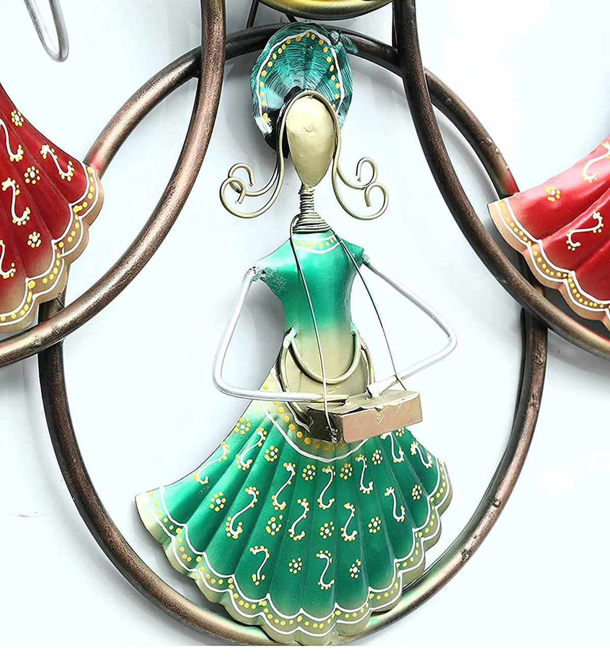 HandCrafted Metal Doll Musicians Circle Wall