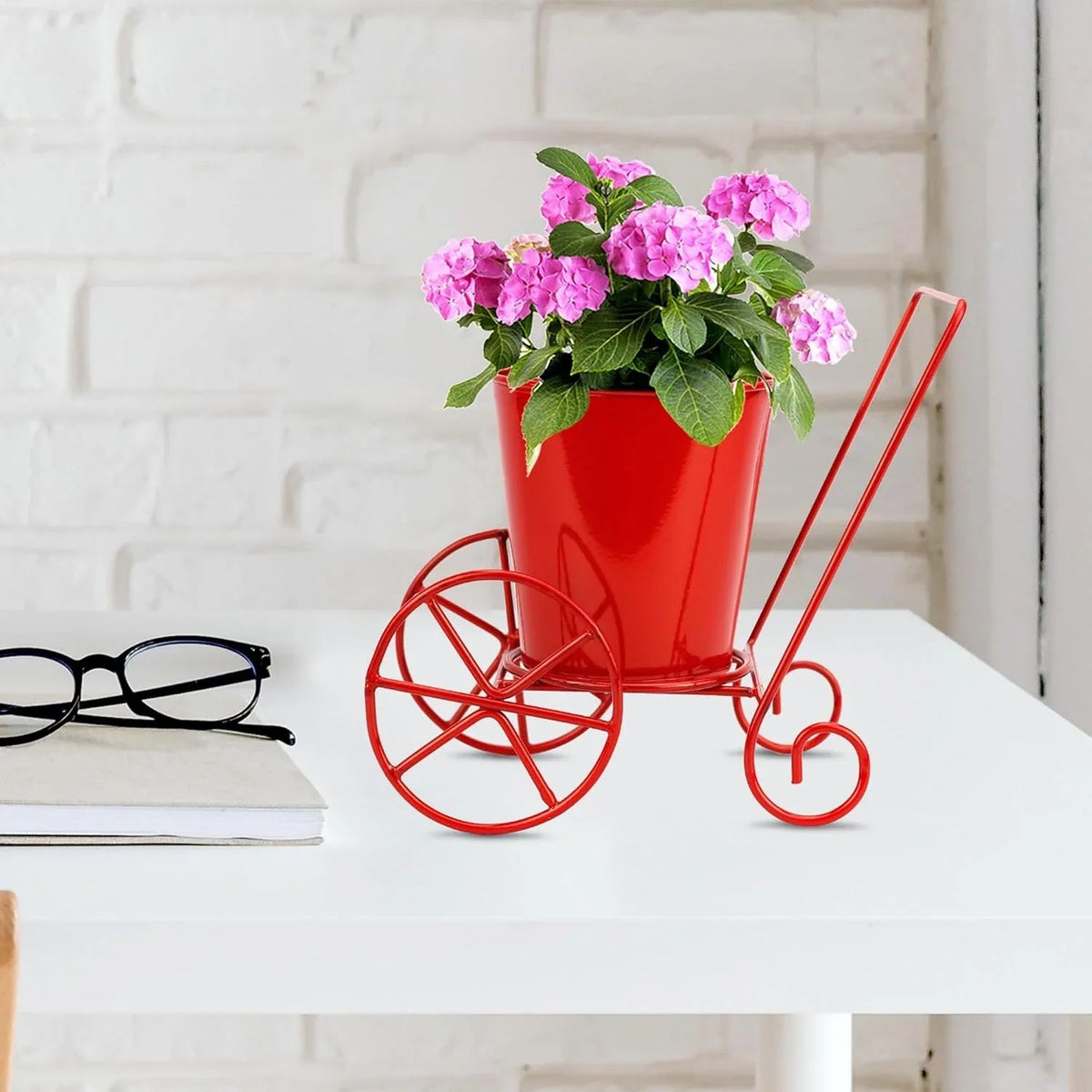 Table Top Metal Planter on Wheel