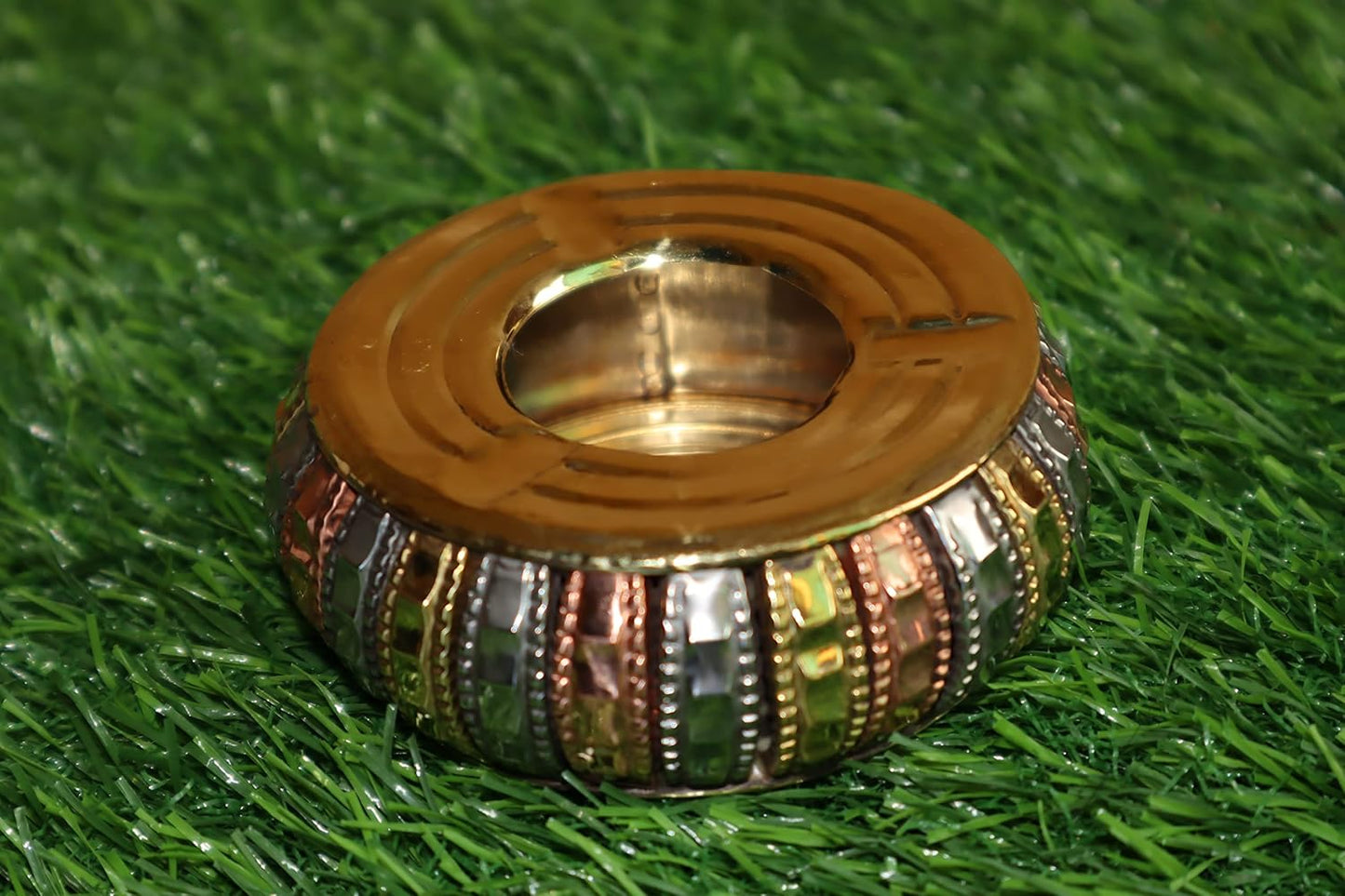 Handcrafted Brass Ashtray for Table Decor and Gifting