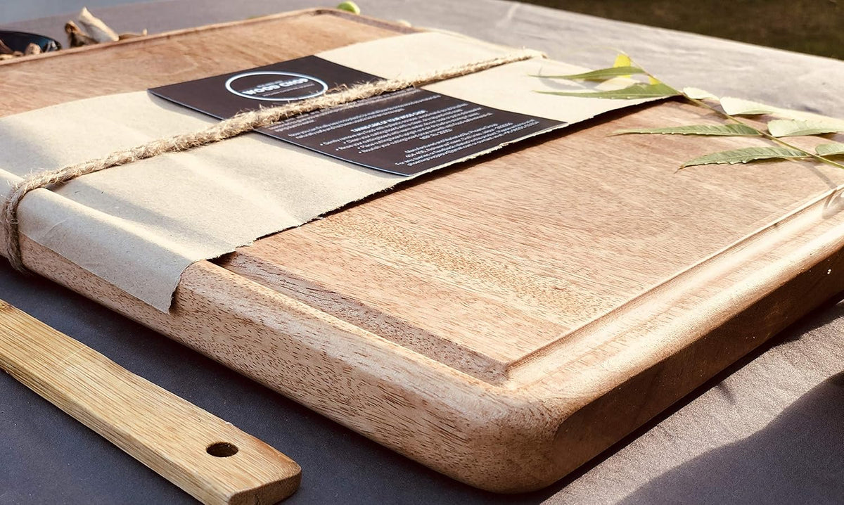 Anti-Bacterial Single Piece Solid Mango Wood Chopping Board with Food Grade Mineral Oil Finish