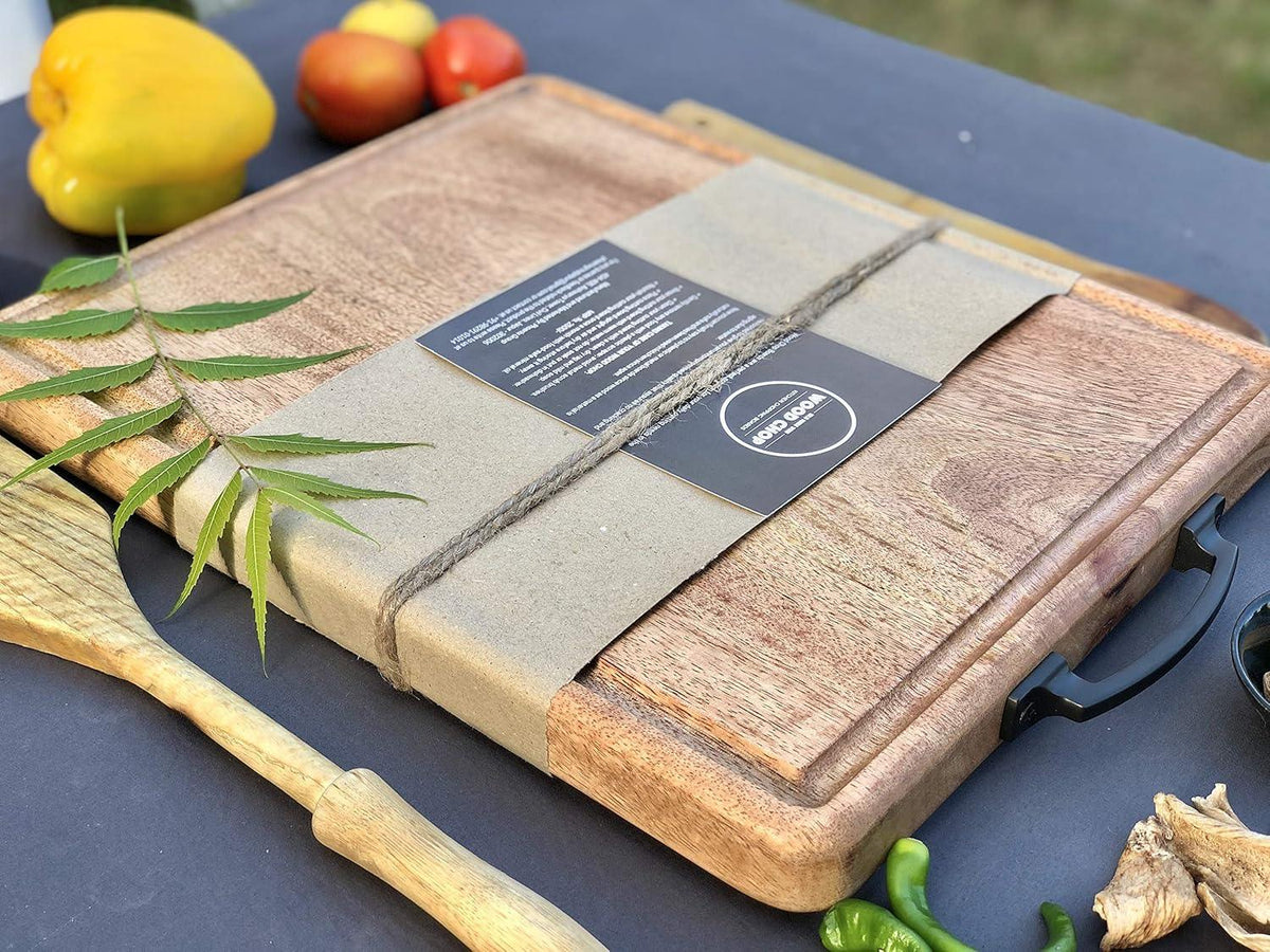 Anti-Bacterial Single Piece Solid Mango Wood Chopping Board with Food Grade Mineral Oil Finish