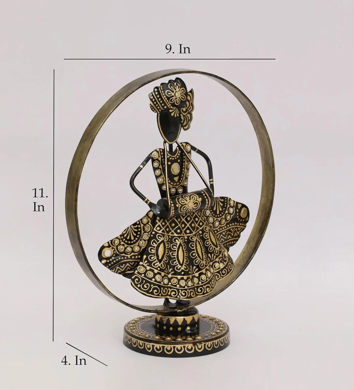 Handcrafted iron Rajasthani musician figurine with elegant ring frame- ArtyCraftz.com