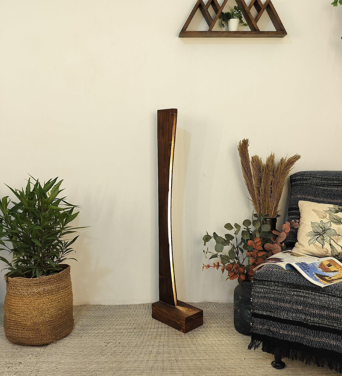 Arc LED Wooden Floor Lamp - ArtyCraftz.com