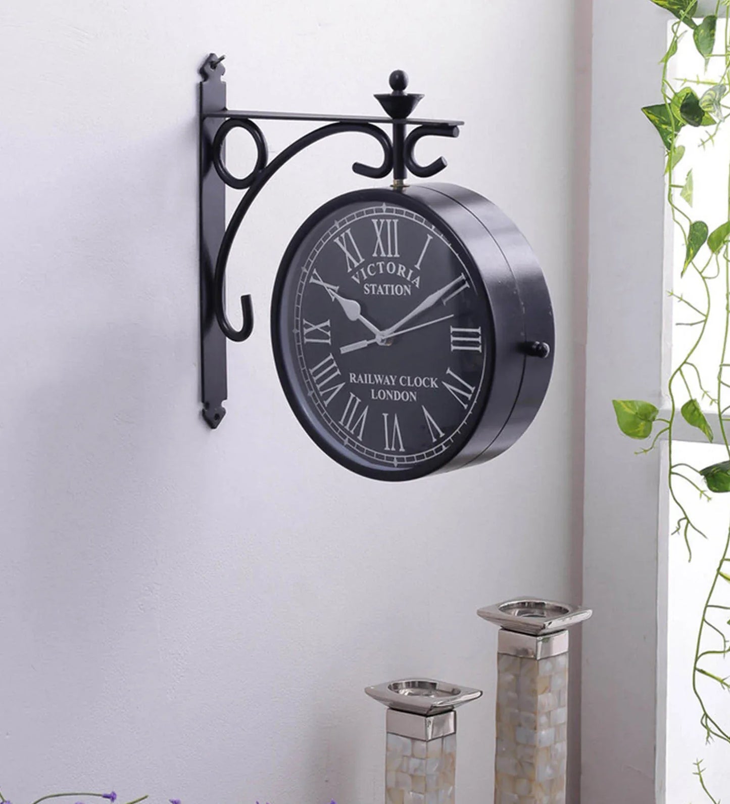 Black Metal Analog Railway Clock