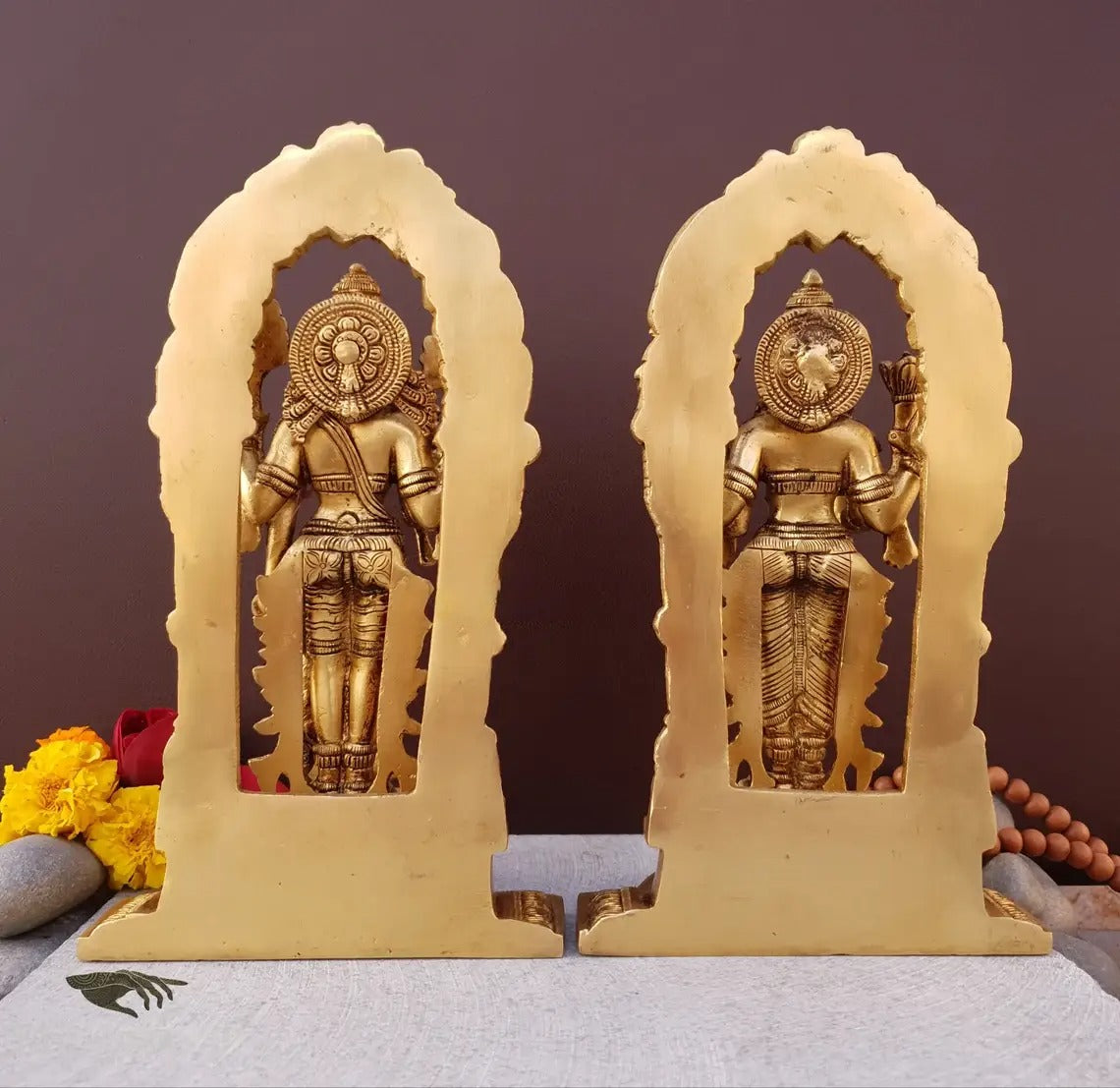 Brass Lakshmi Vishnu with Kirtimukha Statue-ArtyCraftz