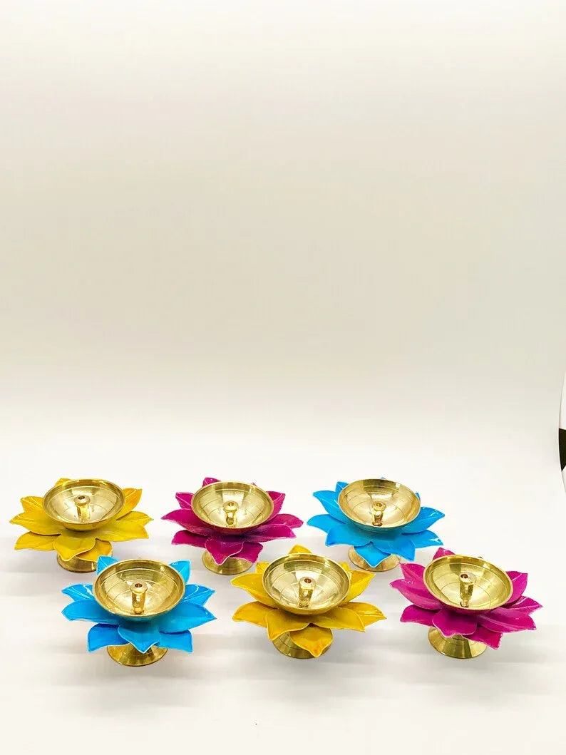 Brass Nanda Diya With Lotus Petal
