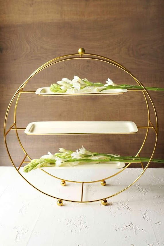 Buffet with White 3 Composite Platters - ArtyCraftz.com