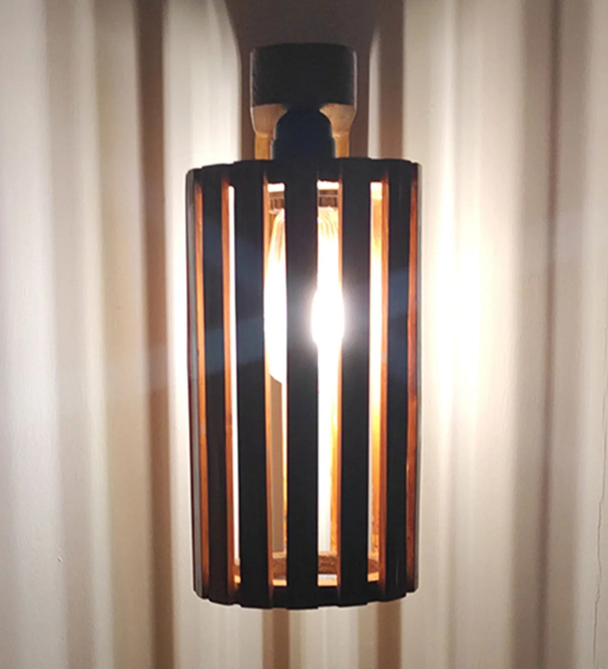 Wooden Wall Lamp