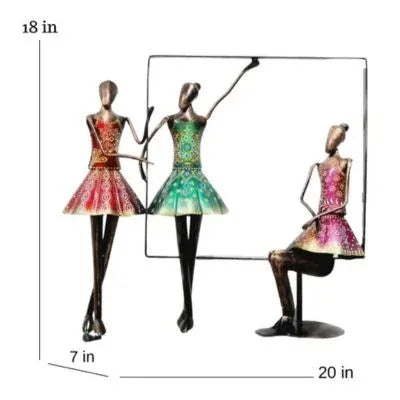 Dancing 3 Doll Showpiece