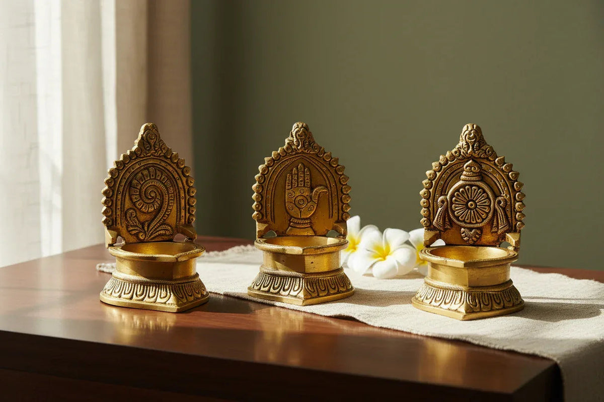 Brass Vaishnav Symbols Oil Lamp- ArtyCraftz.com
