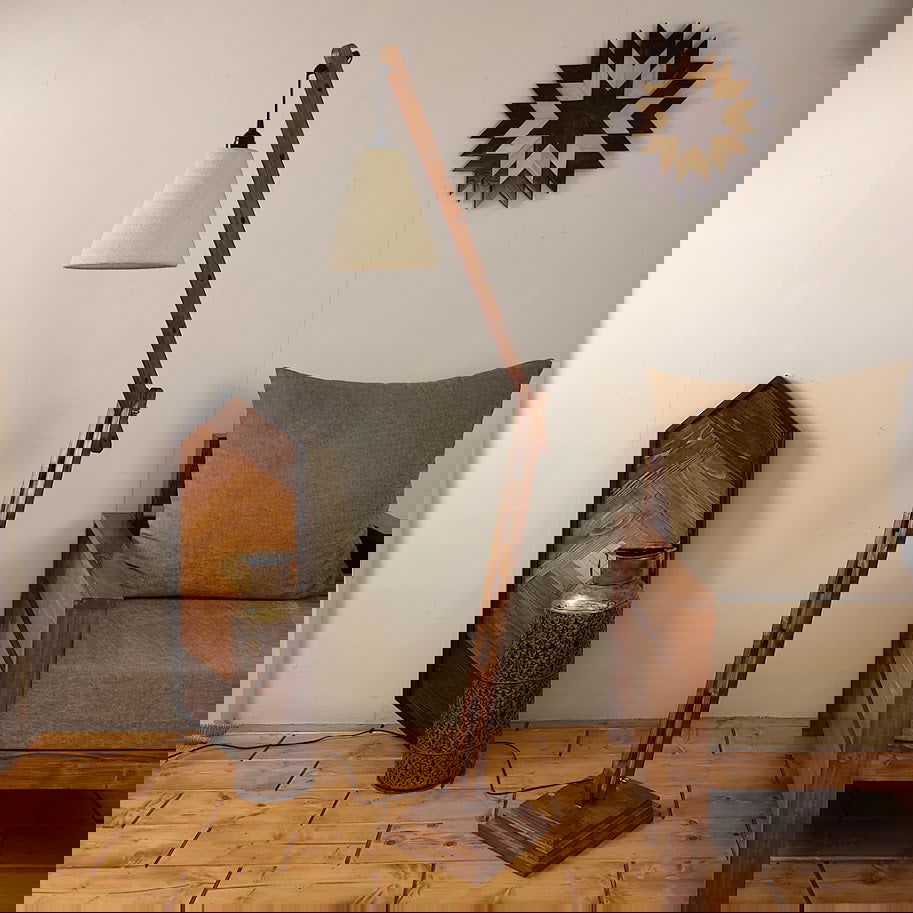 Fisher Wooden Floor Lamp with Brown Base and Jute Fabric Lampshade - ArtyCraftz.com