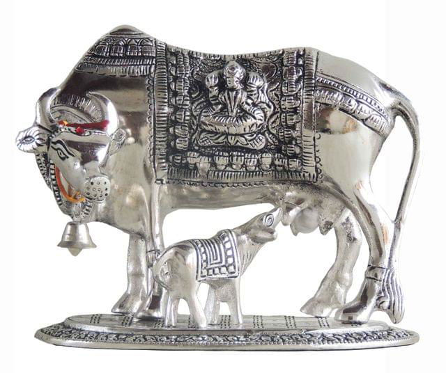 Handcrafted Aluminium Cow and Calf for Pooja 8.5*5.6*6.5 Inches - ArtyCraftz.com