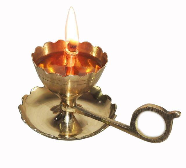 Handcrafted Brass Aarti & Diya One Supported Flame Pooja Gifting - ArtyCraftz.com