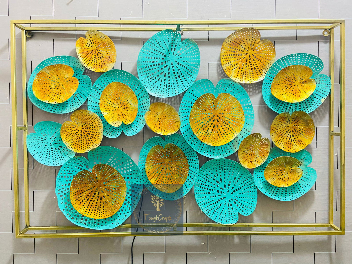 Handcrafted Metal Box Leaf Zara for Wall Decor - ArtyCraftz.com