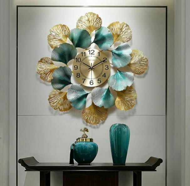 Handcrafted Metal Flower Clock for Wall Decor - ArtyCraftz.com