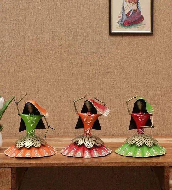 Handcrafted Metal Kalbeliya Dolls for Showpiece - ArtyCraftz.com