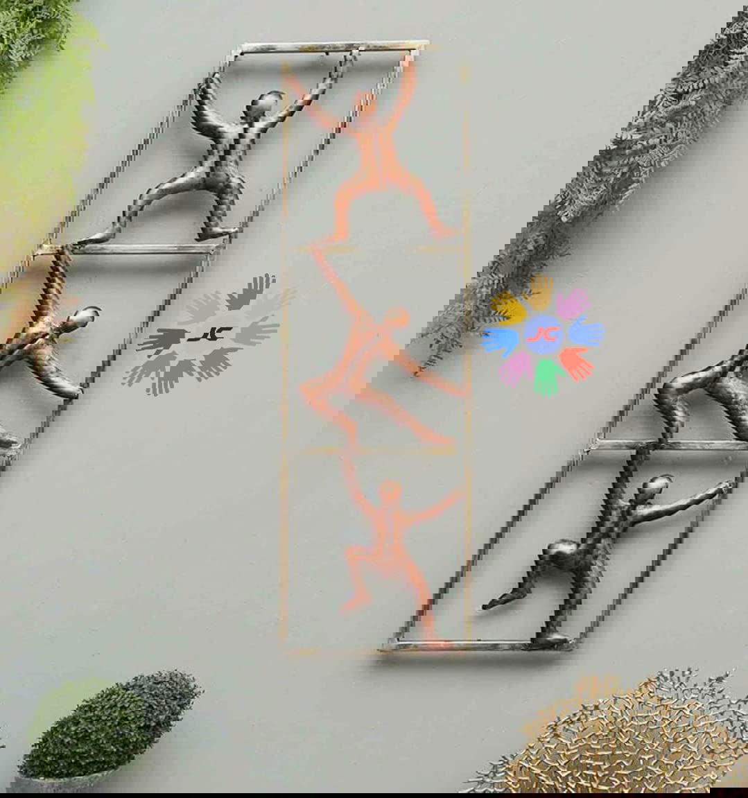 Handcrafted Metal Men Frame for Wall Decor - ArtyCraftz.com