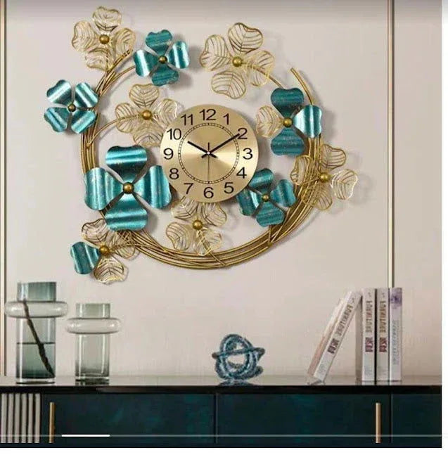Handcrafted Metal Round Clover Time Wall Decor - ArtyCraftz.com