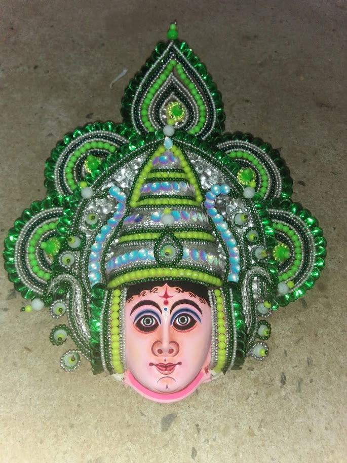 Handcrafted Paper Mache Mask for Wall Hanging for Home Decor and Office Decor 1.5*1.5 Feet - ArtyCraftz.com