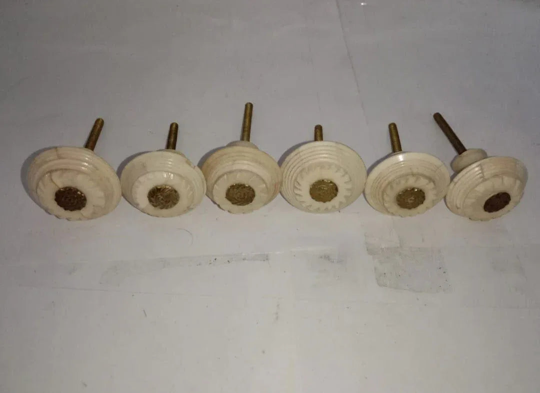Handmade Ceramic Knobs for Kitchen Cabinets and Drawer - ArtyCraftz.com