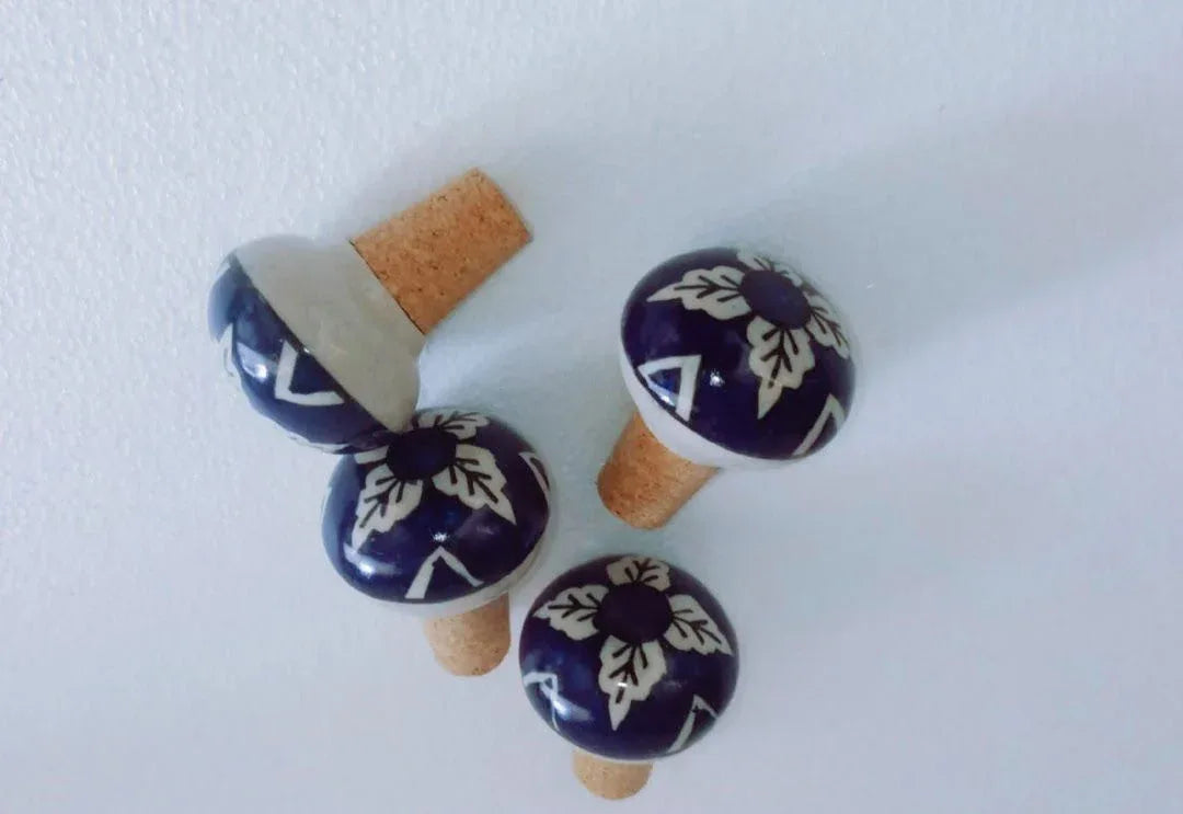 Handmade Ceramic Wood Wine Stopper,Bottle Stopper Cork to Keep The Wine Fresh Blue Color - ArtyCraftz.com