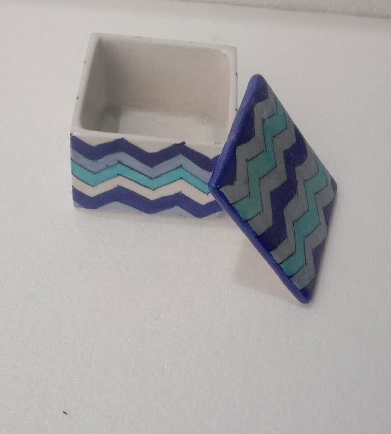 Handmade Handpainted Ceramic Airtight Jar for Coffee and Tea Powder Square jar 3 Inches Multi Color - ArtyCraftz.com