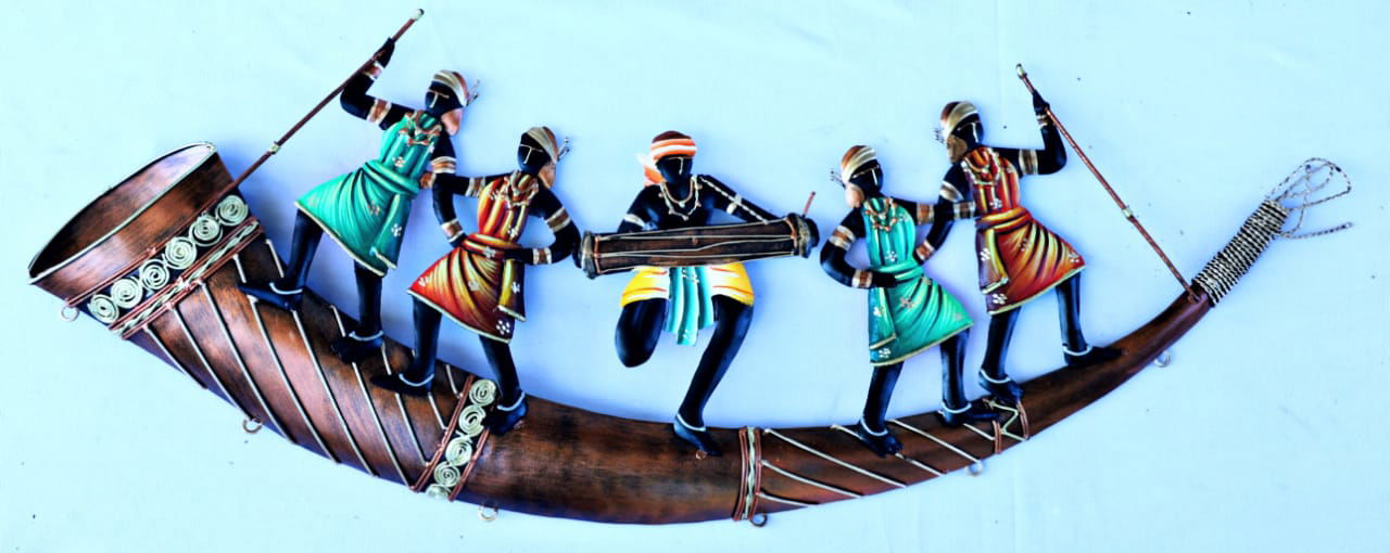 Handmade Metal 5 People Aadivasi Trumpet for Wall Hanging for Home Decor and Gifting - ArtyCraftz.com