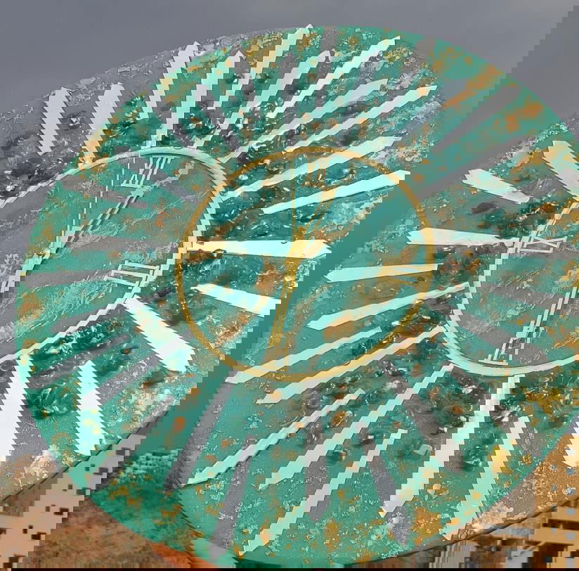 Handmade Wall Clock Golden Finish Acrylic Cutouts with Green Aventurine Crystals and Clear Quartz crystals - ArtyCraftz.com