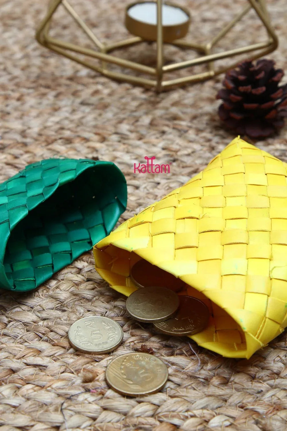 Handwoven Palm Leaf Wallet-ArtyCraftz.com