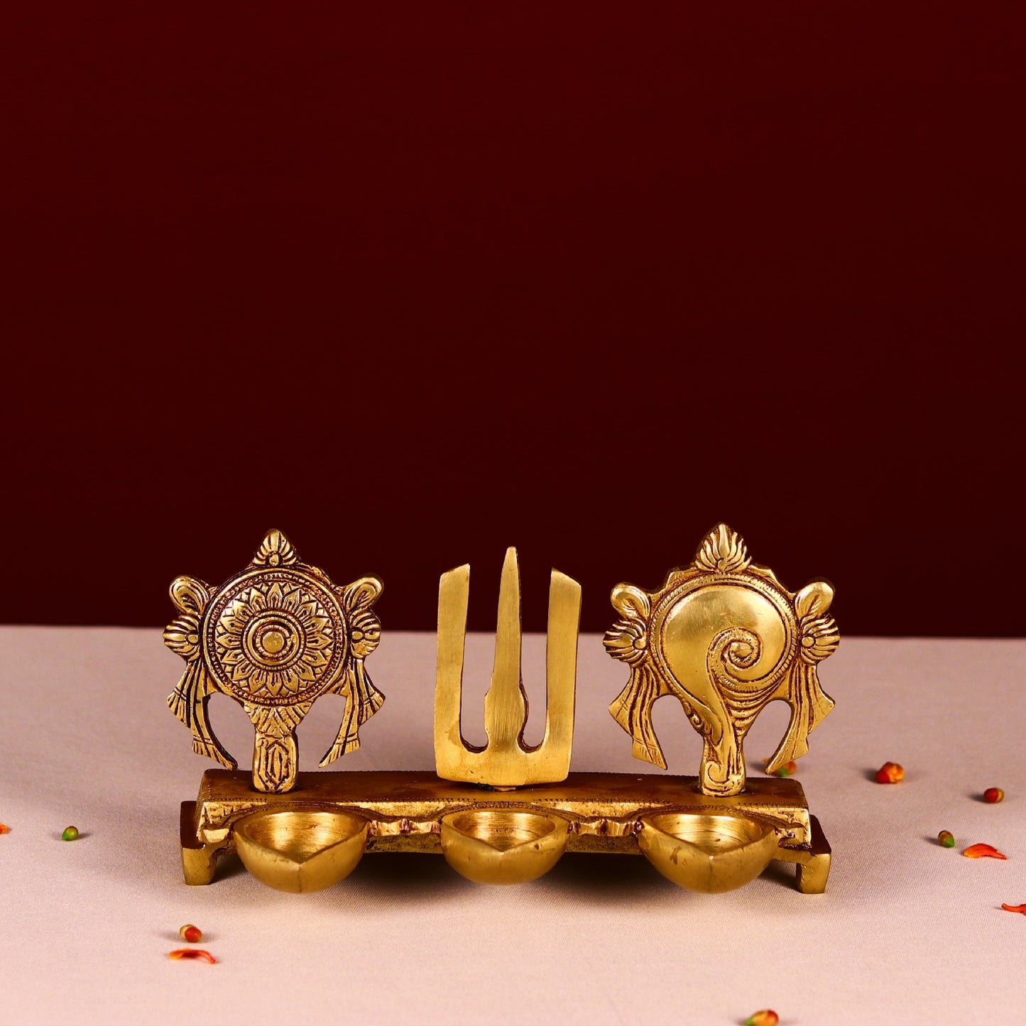 Brass Sankha Chakra Namah Diya