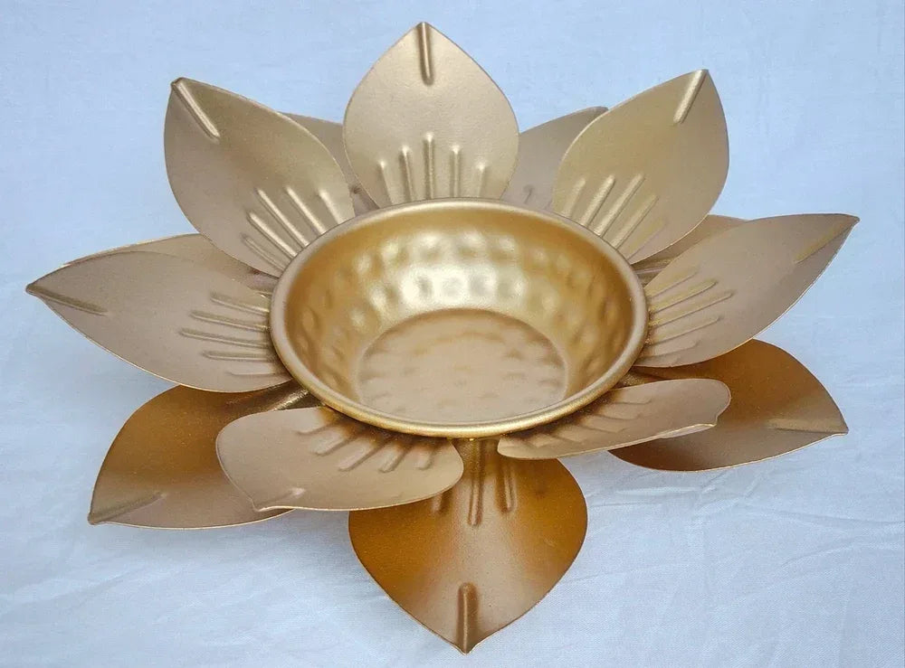 Lotus Petal Urli Bowl