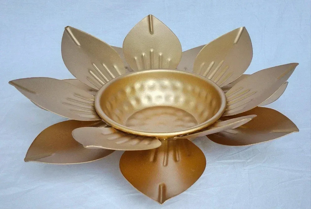 Lotus Petal Urli Bowl