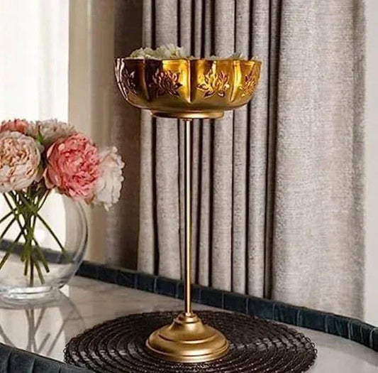 Lotus Urli Stand Set