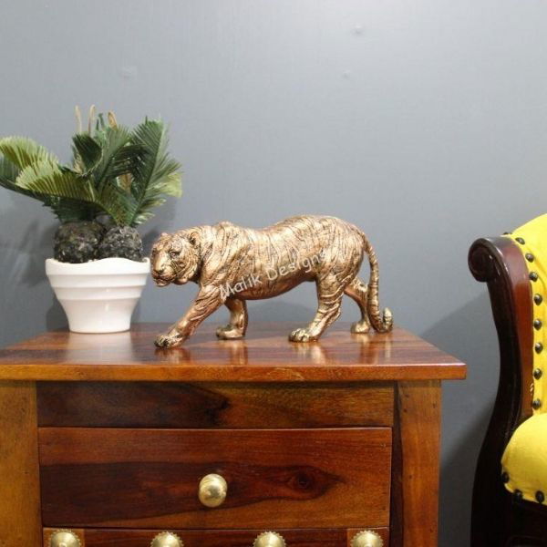 Metal Lion Home Decor Showpiece Gift - ArtyCraftz.com