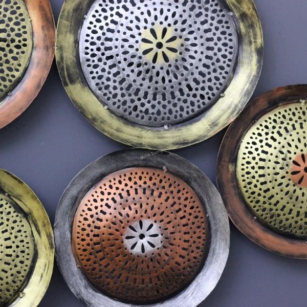 Metal Showpiece For Wall Panel Decorative Art