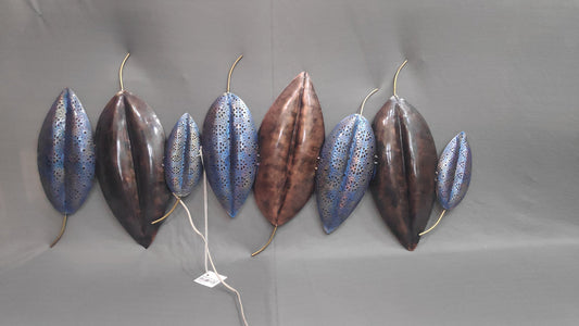 Metal leaf wall art with LED lights measuring 42 x 1 x 19 inches- ArtyCraftz.com