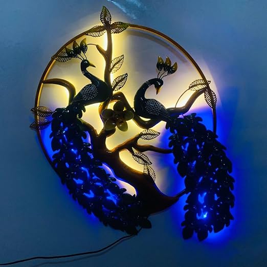 Modern Style Metal Peacock Showpiece Living Room Decor