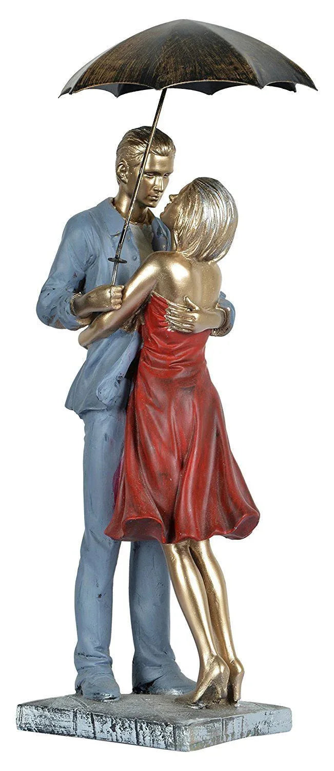 Polyester Love Couple with Umbrella Showpiece - ArtyCraftz.com