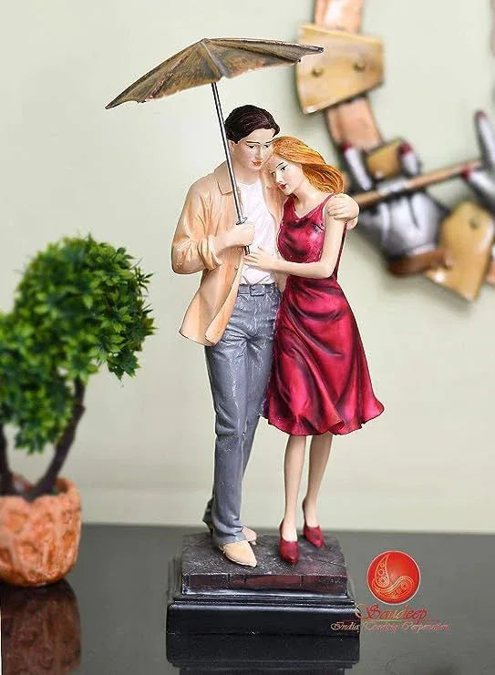 Polyester Love Couple with Umbrella Showpiece - ArtyCraftz.com