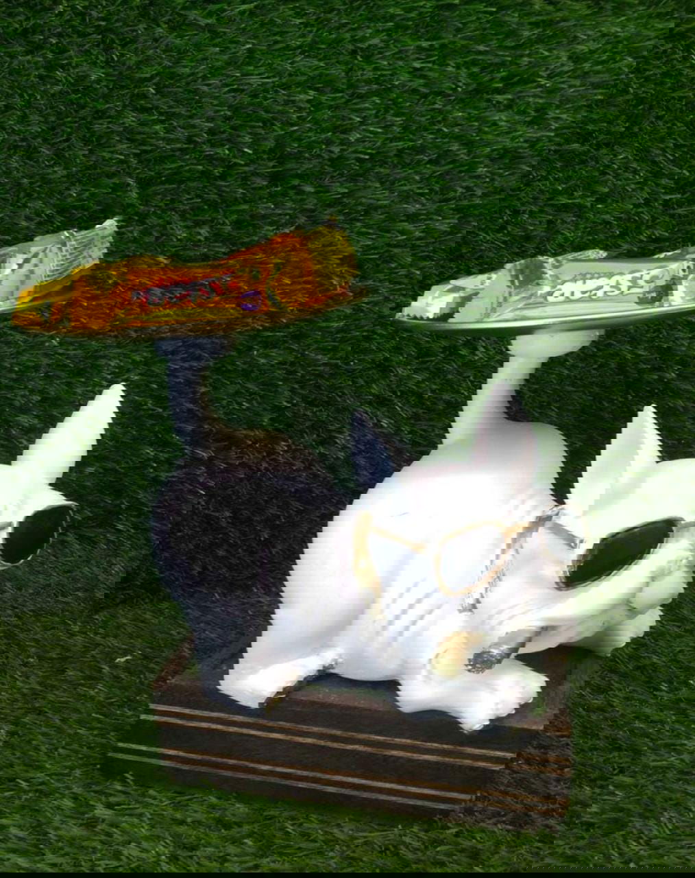 Resin Dog with Tray for Home Decor and Gifting - ArtyCraftz.com