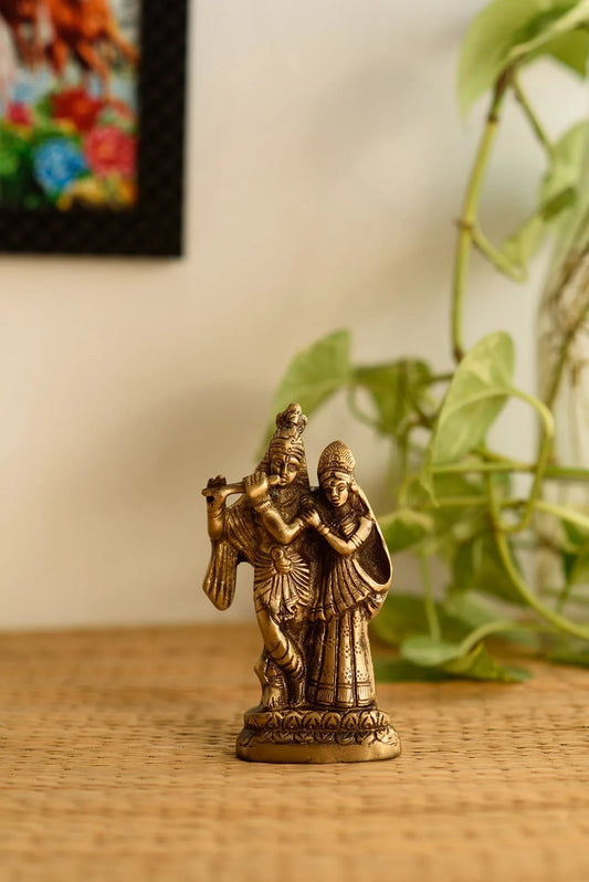 Beautiful Radha Krishna Playing Flute Statue - ArtyCraftz