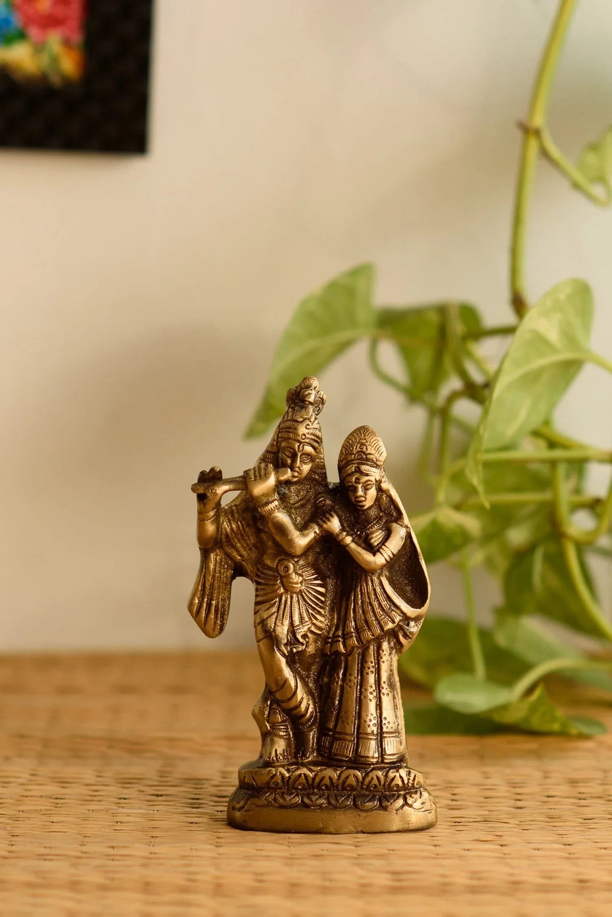 Beautiful Radha Krishna Playing Flute Statue - ArtyCraftz