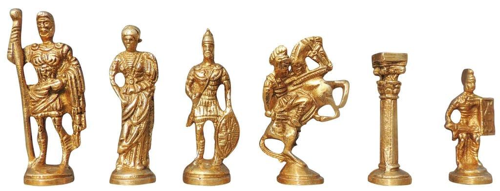 Brass Engraved Chess Board with Roman Chess Pawns - ArtyCraftz