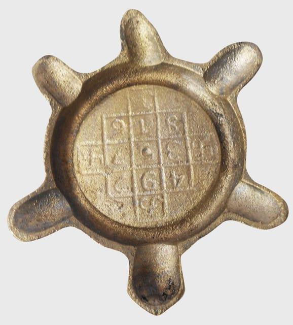 Brass Shree Yantra Tortoise in Glass Vastu piece - ArtyCraftz