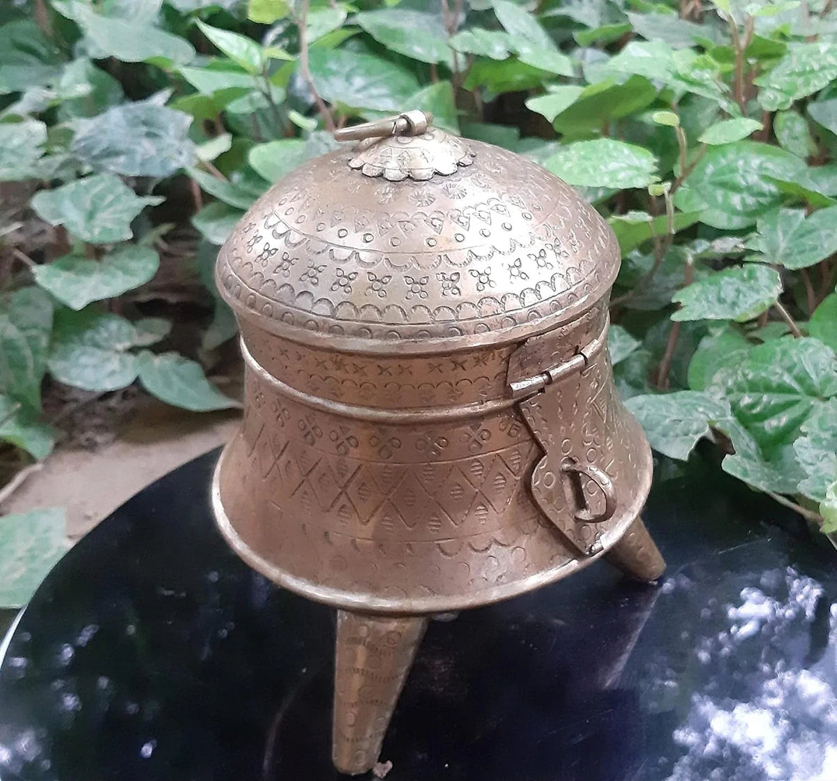 Handcrafted Brass Mukhwas Dhabro - ArtyCraftz